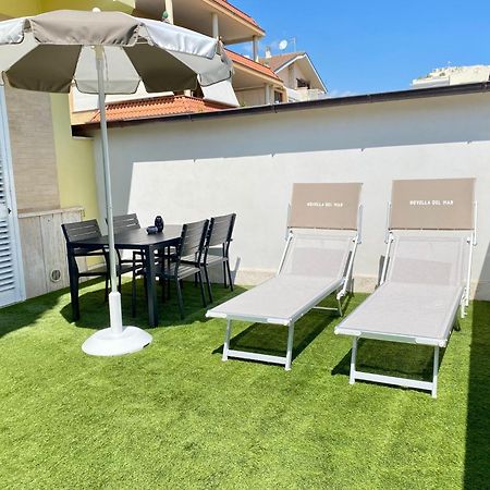 Villa Novella Del Mar Prima Fila Dal Mare Grottammare Exterior foto