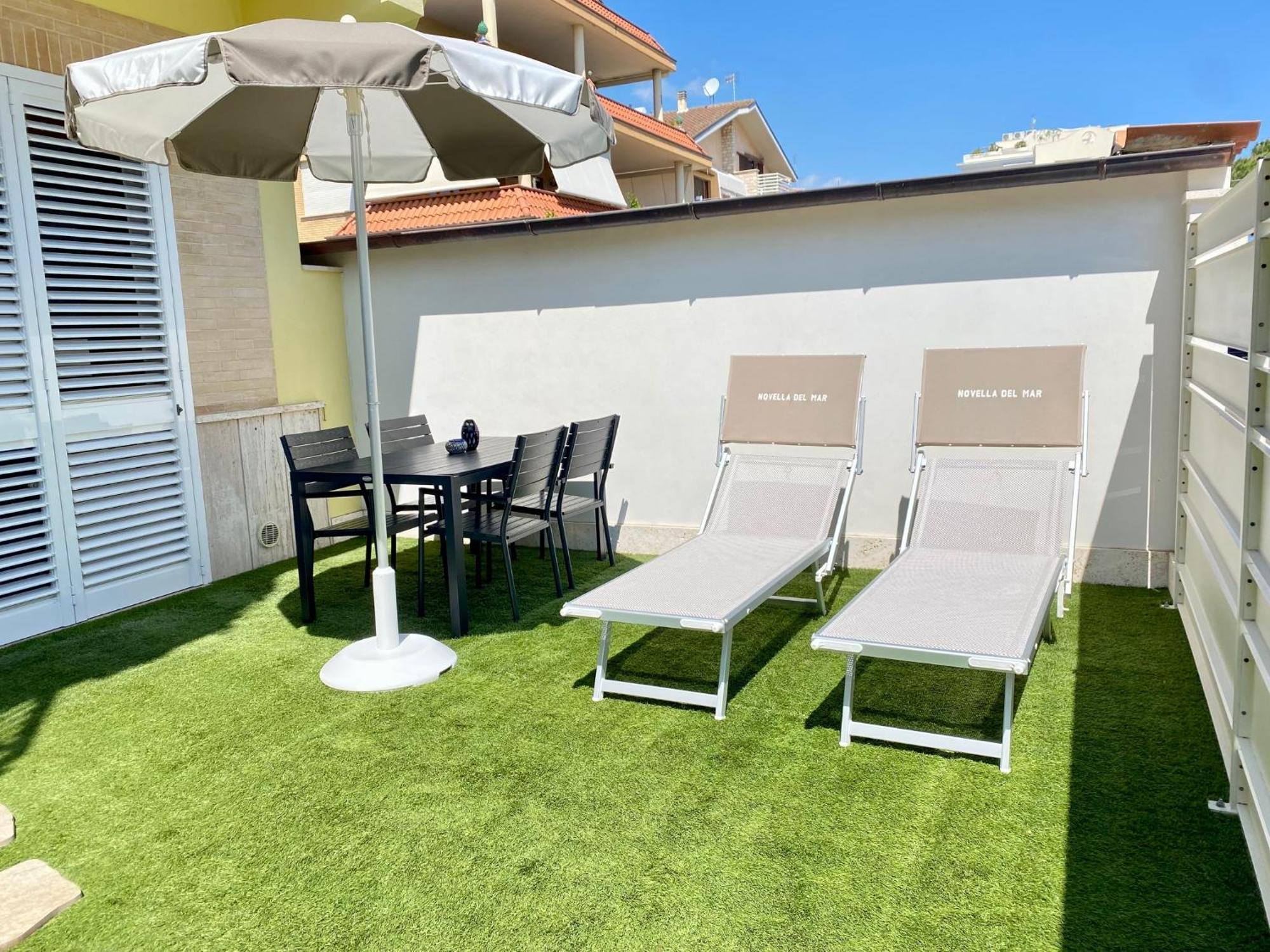Villa Novella Del Mar Prima Fila Dal Mare Grottammare Exterior foto